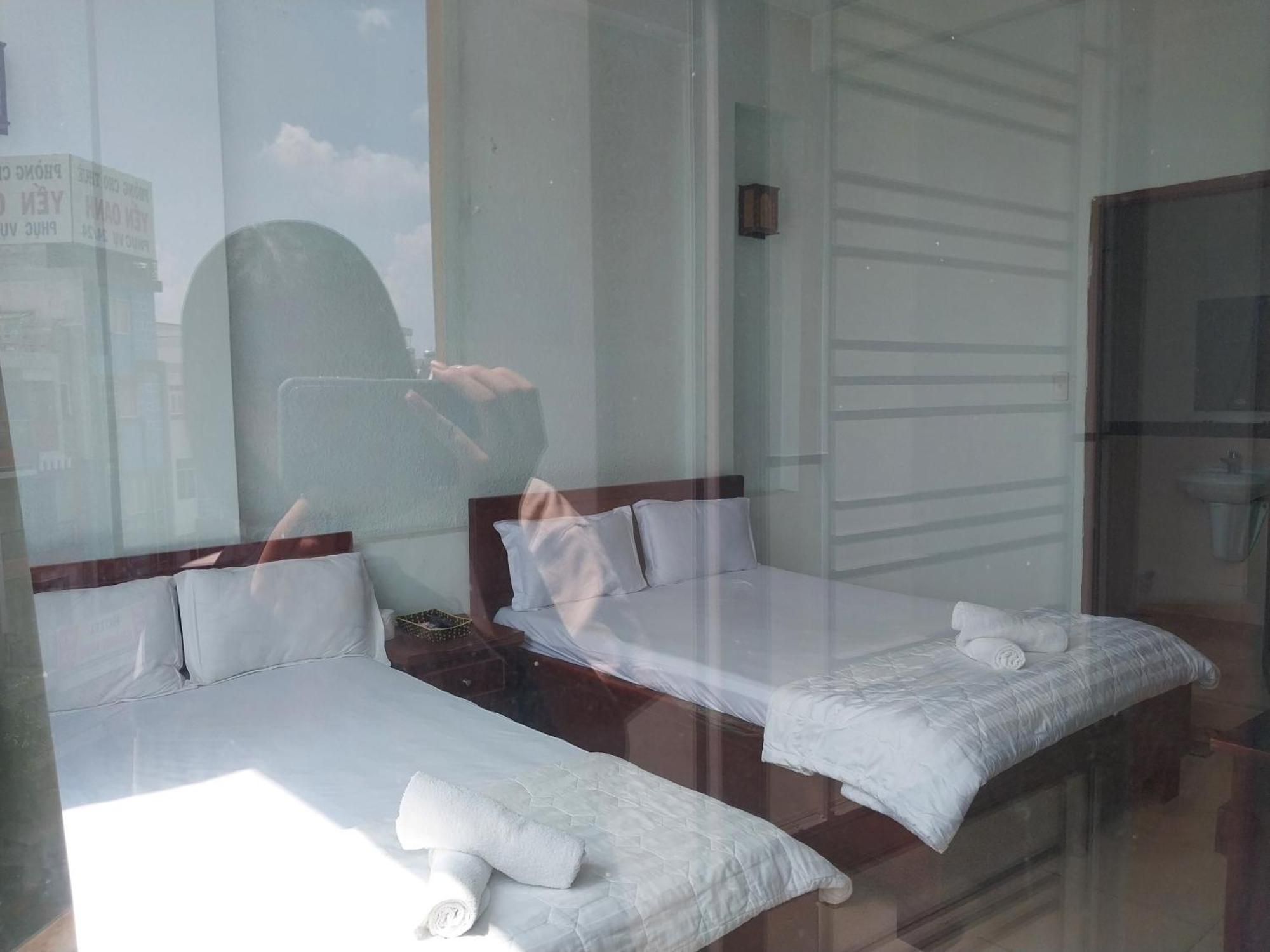 Khach San Mai Hoang 2 Hotel Хошимин Екстериор снимка