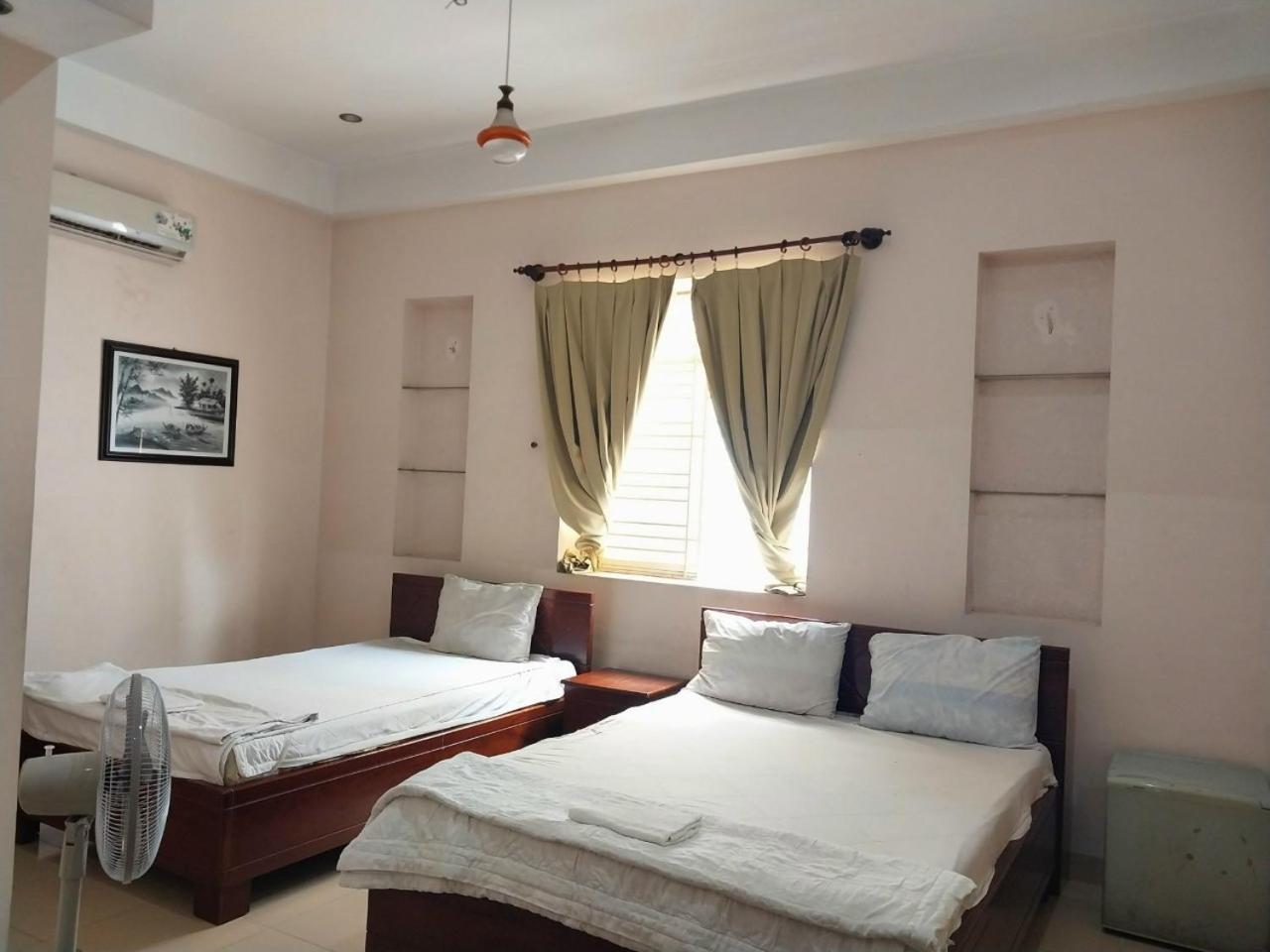 Khach San Mai Hoang 2 Hotel Хошимин Екстериор снимка